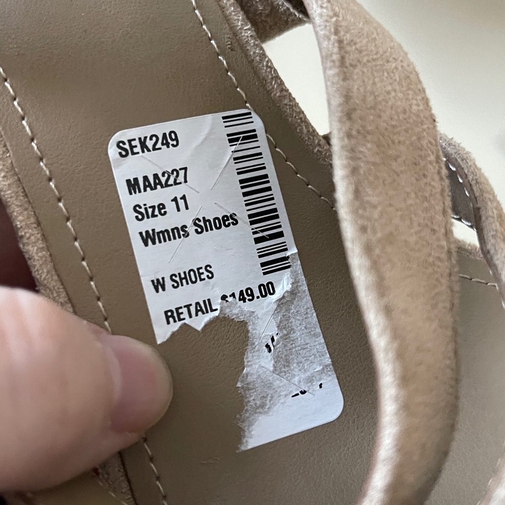DKNY Women's Essential Baby Slide Sandal Elegant Tan Strappy Heels - Picture 12 of 14